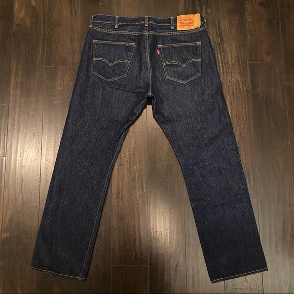 SOLD!! Levi’s 501 Jeans - Picture 5 of 7